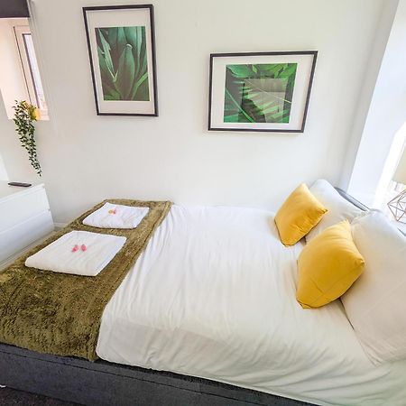 Ruby Delightful Suite Moseley Mews, Birmingham By Staystaycations Exterior photo