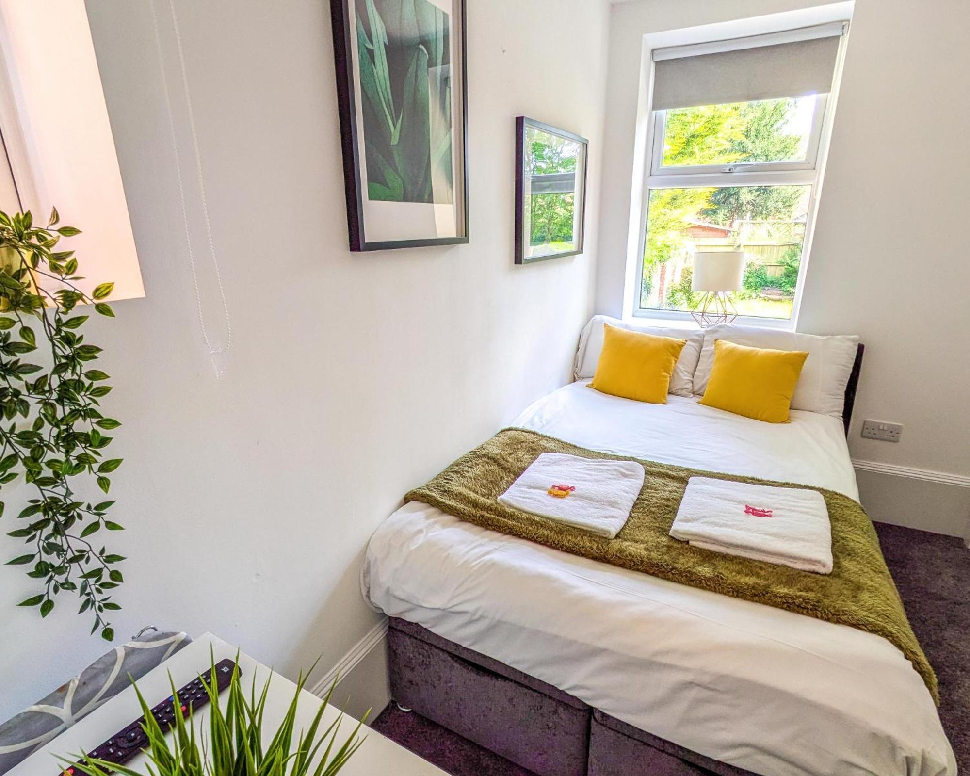 Ruby Delightful Suite Moseley Mews, Birmingham By Staystaycations Exterior photo